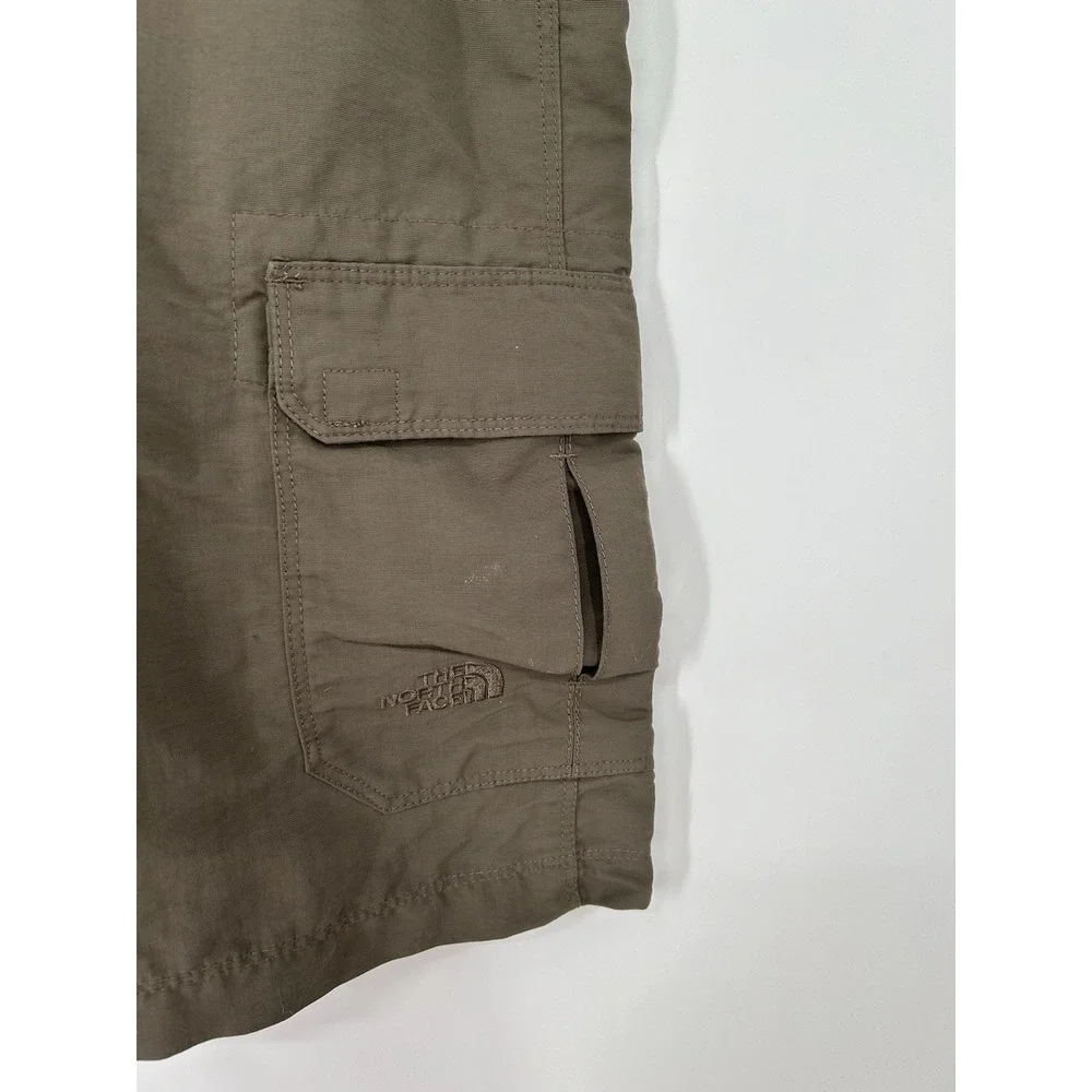 The North Face 100% Nylon Cargo Shorts 10
